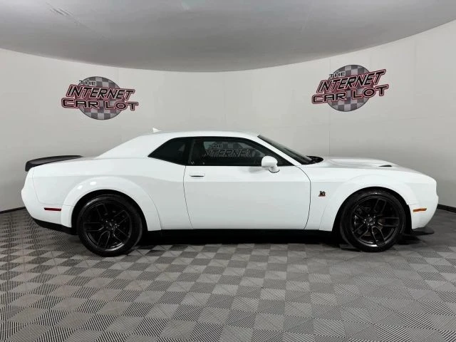 2021 Dodge Challenger SRT8 & 392 3rd Gen - Image 8 of 12