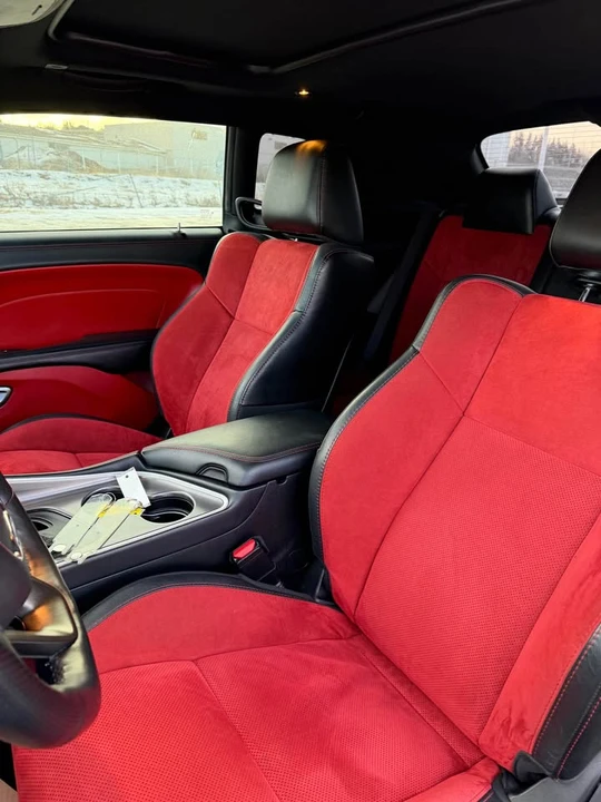 2021 Dodge Challenger 3rd Gen - Image 10 of 11