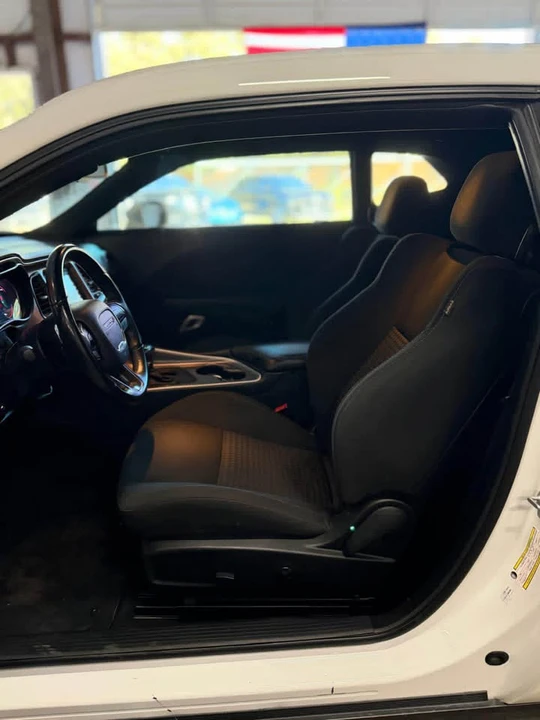 2021 Dodge Challenger - Image 7 of 19
