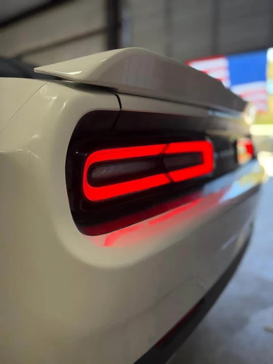 2021 Dodge Challenger - Image 16 of 19