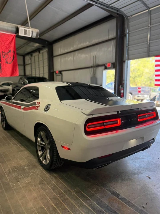 2021 Dodge Challenger - Image 4 of 19