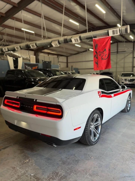 2021 Dodge Challenger - Image 6 of 19