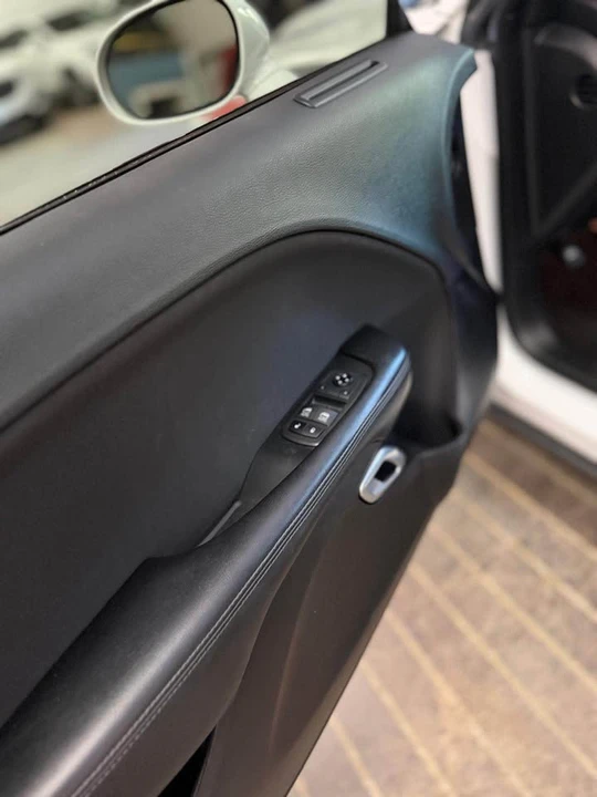2021 Dodge Challenger - Image 8 of 19