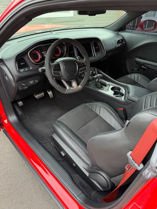 2021 Dodge Challenger SRT Hellcat 3rd Gen - Image 20 of 31
