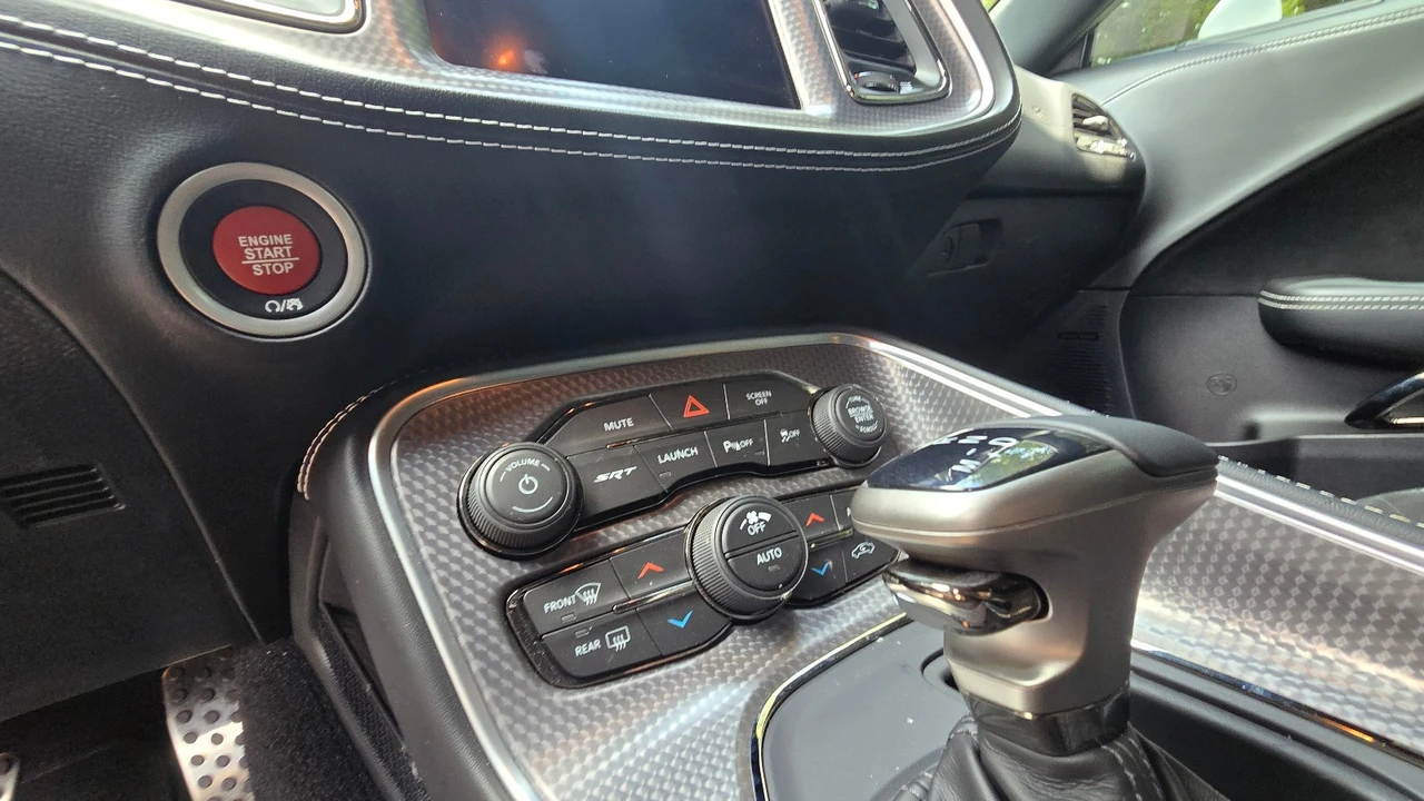 2021 Dodge Challenger SRT Hellcat 3rd Gen - Image 26 of 31