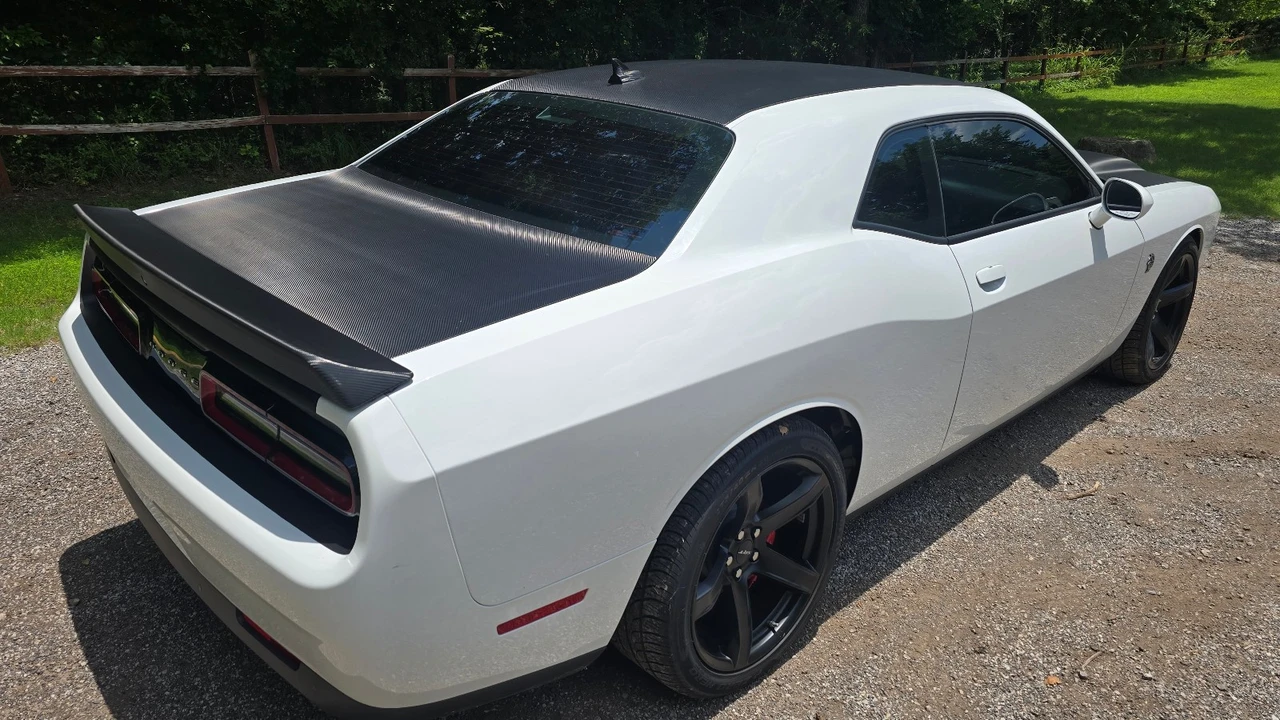 2021 Dodge Challenger SRT Hellcat 3rd Gen - Image 13 of 31