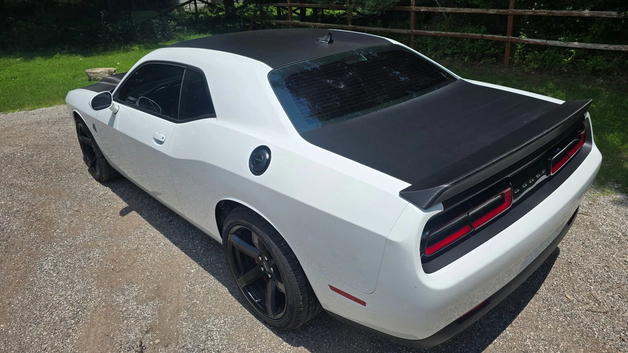 2021 Dodge Challenger SRT Hellcat 3rd Gen - Image 12 of 31