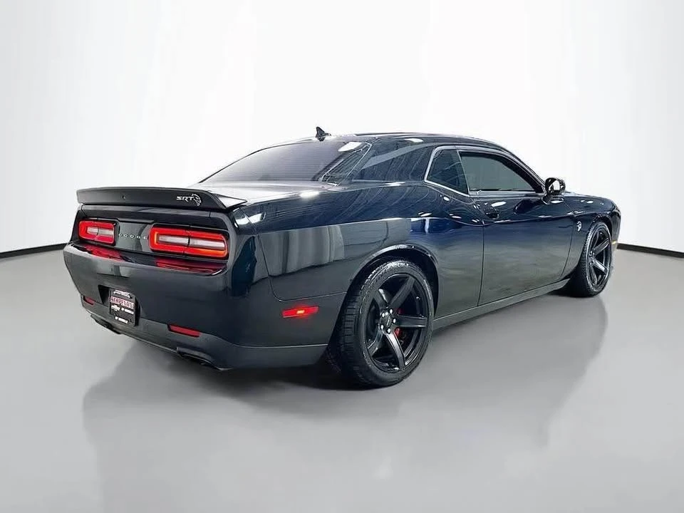 2021 Dodge Challenger SRT Hellcat 3rd Gen - Image 5 of 11