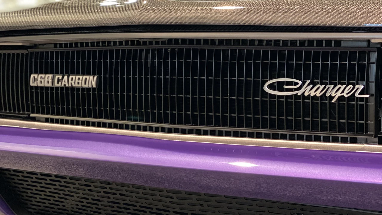 2021 Dodge Challenger SRT Hellcat 3rd Gen - Image 8 of 25