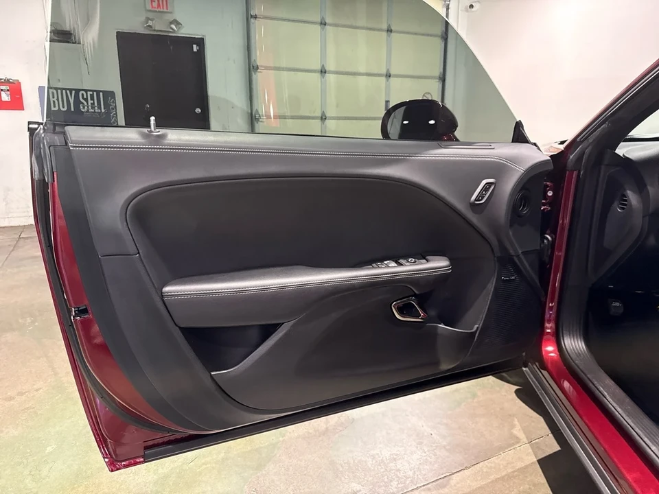 2021 Dodge Challenger SRT Hellcat 3rd Gen - Image 17 of 21
