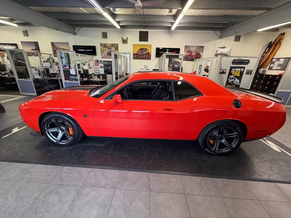 2021 Dodge Challenger SRT Hellcat 3rd Gen - Image 2 of 15