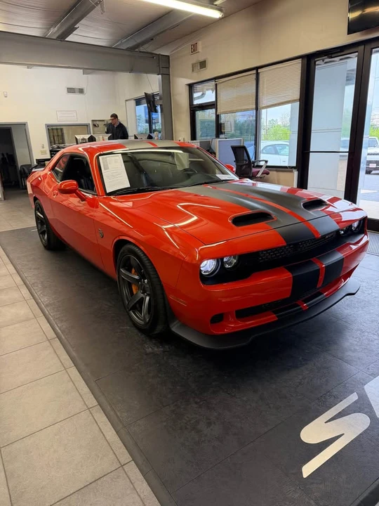 2021 Dodge Challenger SRT Hellcat 3rd Gen - Image 7 of 15