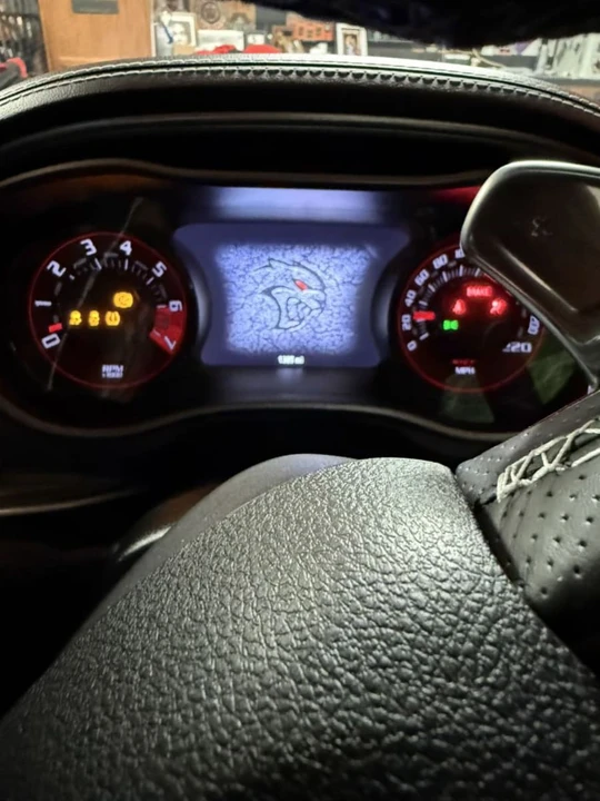 2021 Dodge Challenger SRT Hellcat 3rd Gen - Image 26 of 31