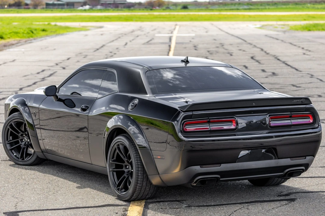 2021 Dodge Challenger SRT Hellcat 3rd Gen - Image 15 of 31