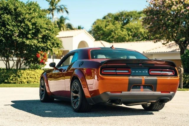 2021 Dodge Challenger SRT Hellcat 3rd Gen - Image 14 of 21