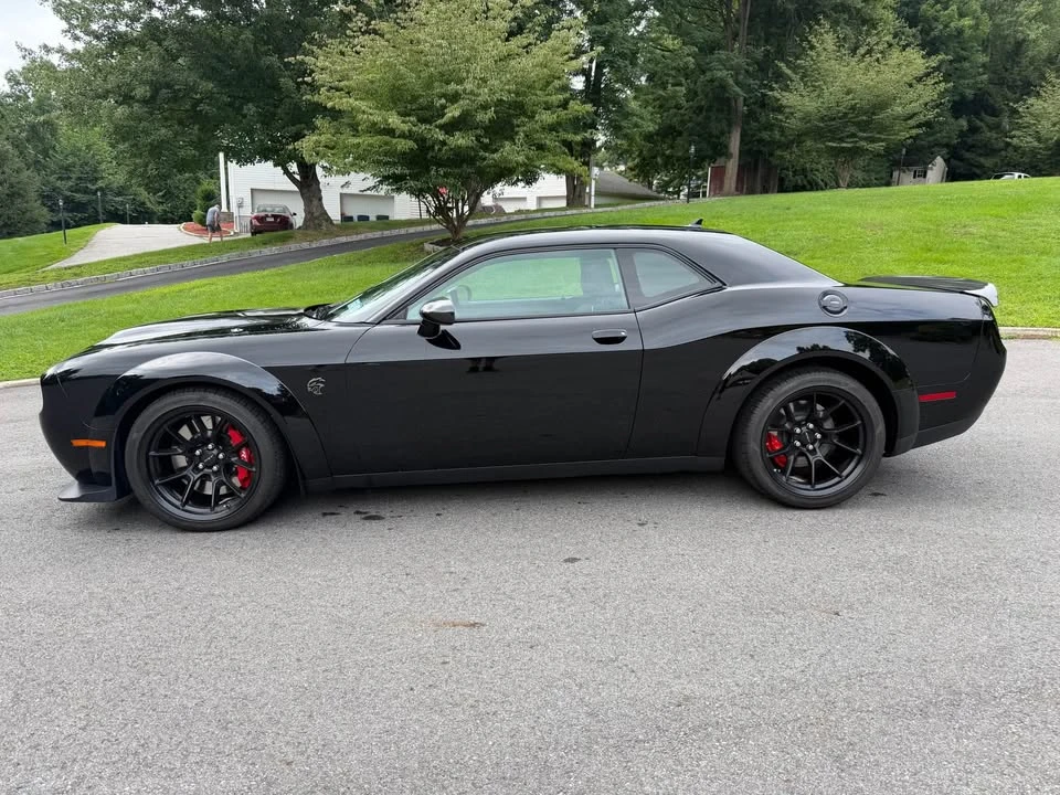 2021 Dodge Challenger SRT Hellcat 3rd Gen - Image 10 of 14