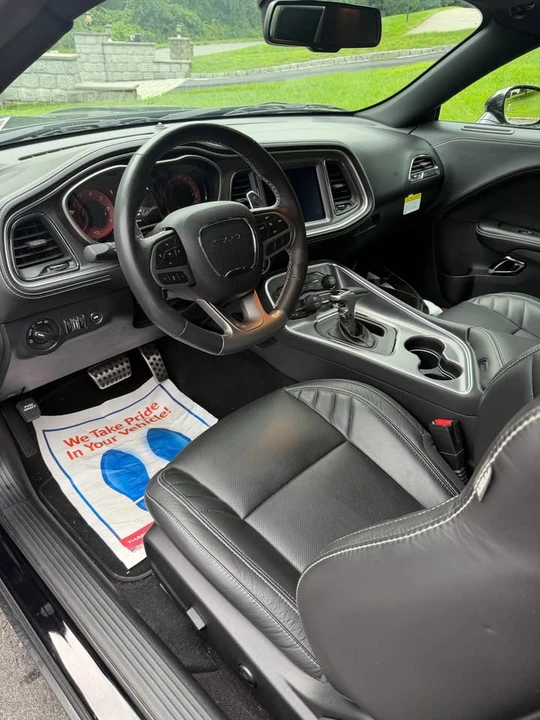 2021 Dodge Challenger SRT Hellcat 3rd Gen - Image 9 of 14