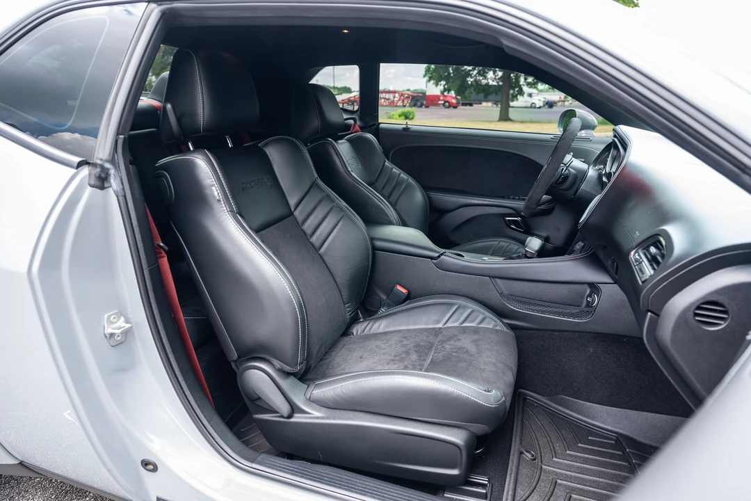 2021 Dodge Challenger SRT Hellcat 3rd Gen - Image 28 of 31