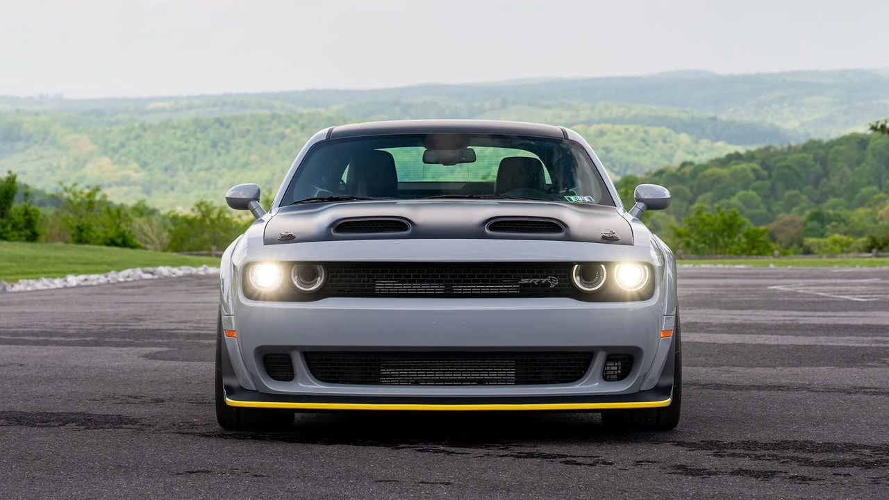 2021 Dodge Challenger SRT Demon & Super Stock 3rd Gen - Image 17 of 31