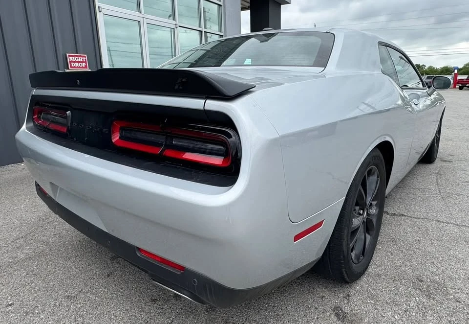 2021 Dodge Challenger 3rd Gen - Image 15 of 20