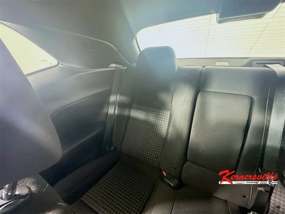 2021 Dodge Challenger 3rd Gen - Image 12 of 21