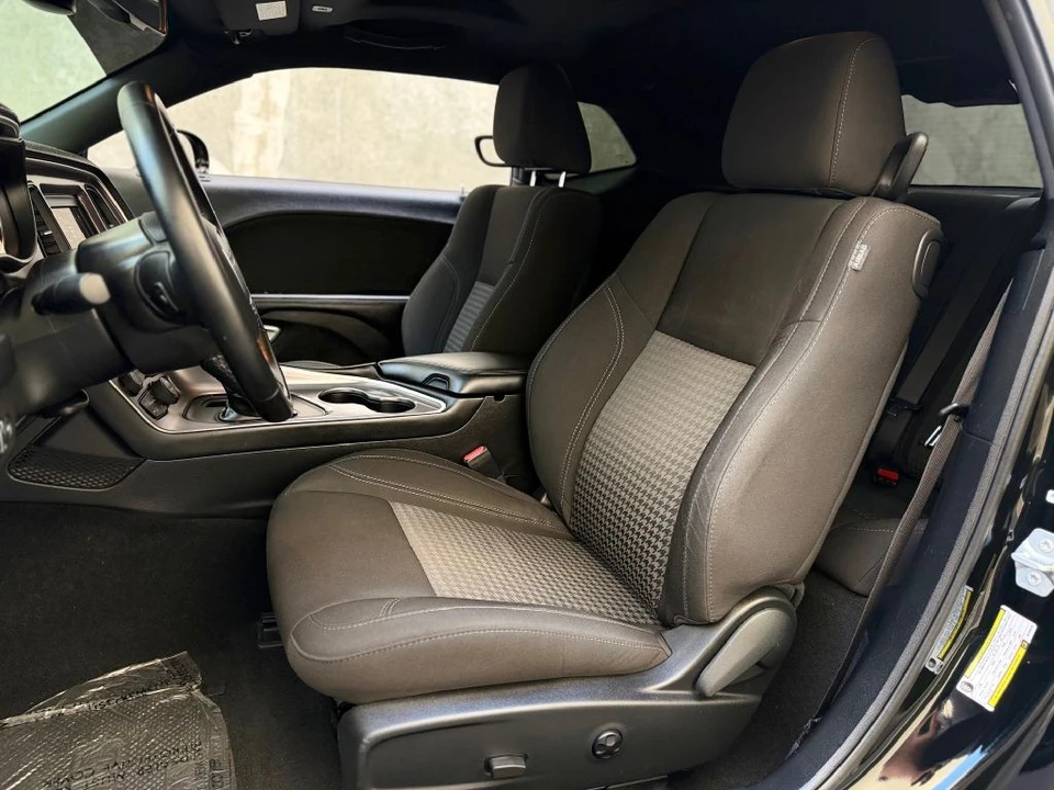 2021 Dodge Challenger 3rd Gen - Image 19 of 21