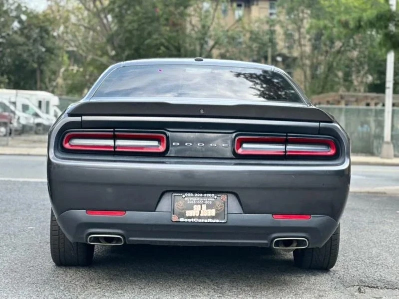 2021 Dodge Challenger 3rd Gen - Image 5 of 12