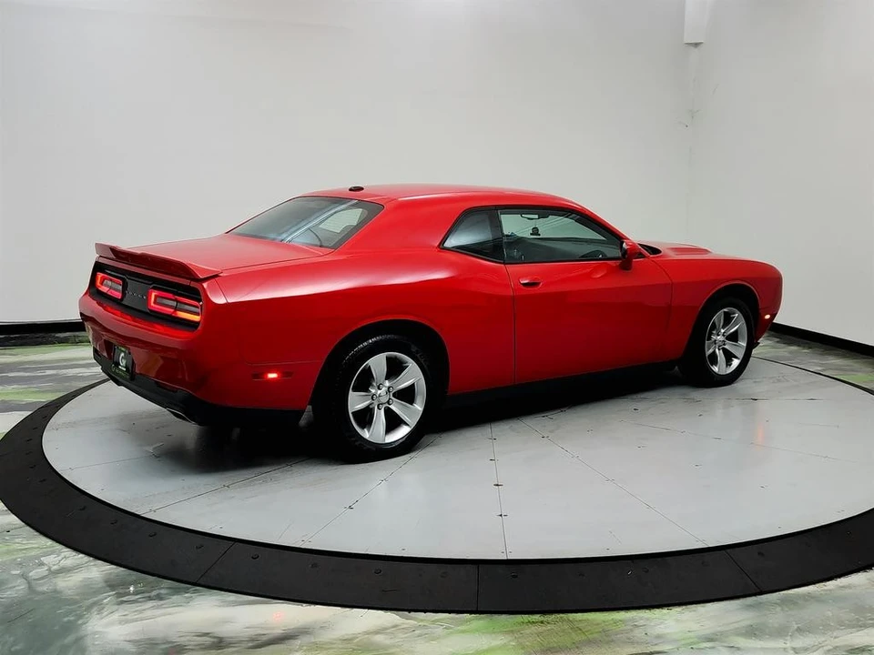 2021 Dodge Challenger 3rd Gen - Image 5 of 31