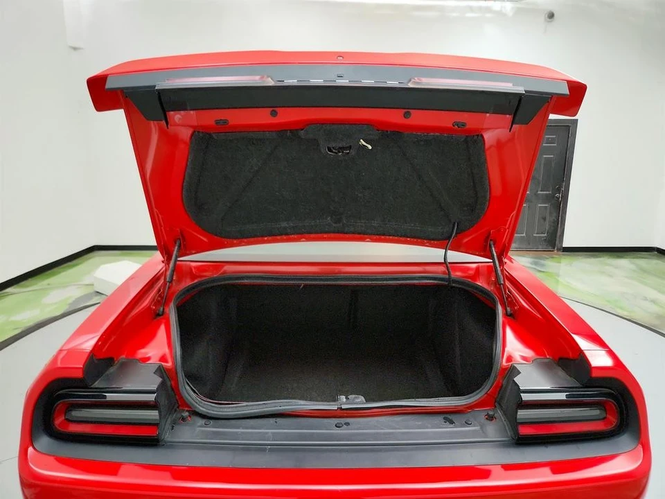 2021 Dodge Challenger 3rd Gen - Image 26 of 31