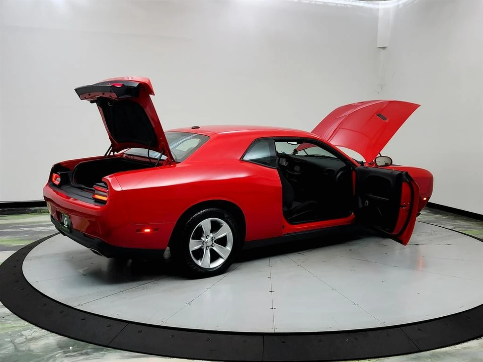 2021 Dodge Challenger 3rd Gen - Image 11 of 31