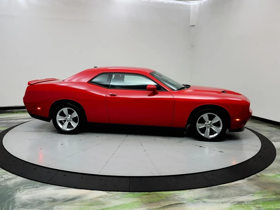 2021 Dodge Challenger 3rd Gen - Image 4 of 31