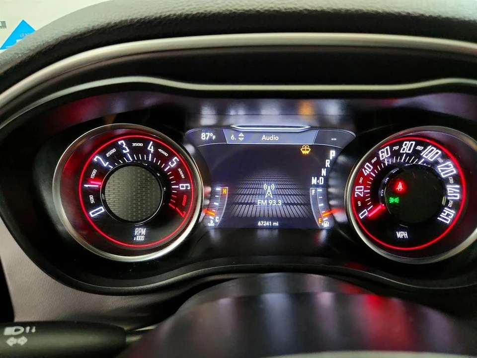 2021 Dodge Challenger 3rd Gen - Image 15 of 31