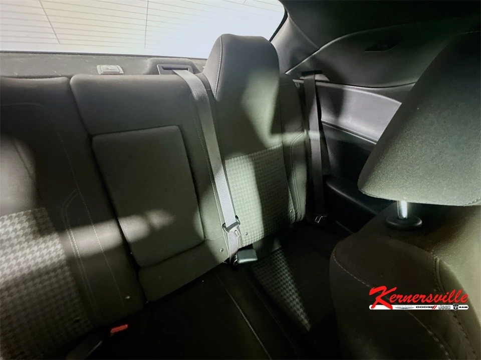 2021 Dodge Challenger 3rd Gen - Image 14 of 21