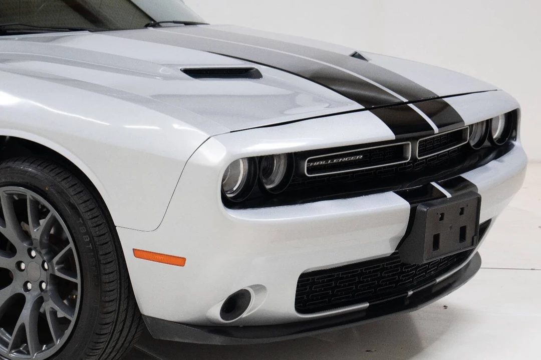 2021 Dodge Challenger 3rd Gen - Image 9 of 12