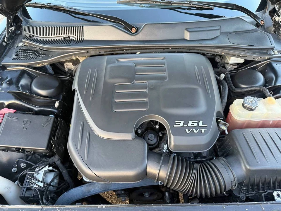 2021 Dodge Challenger 3rd Gen - Image 18 of 19