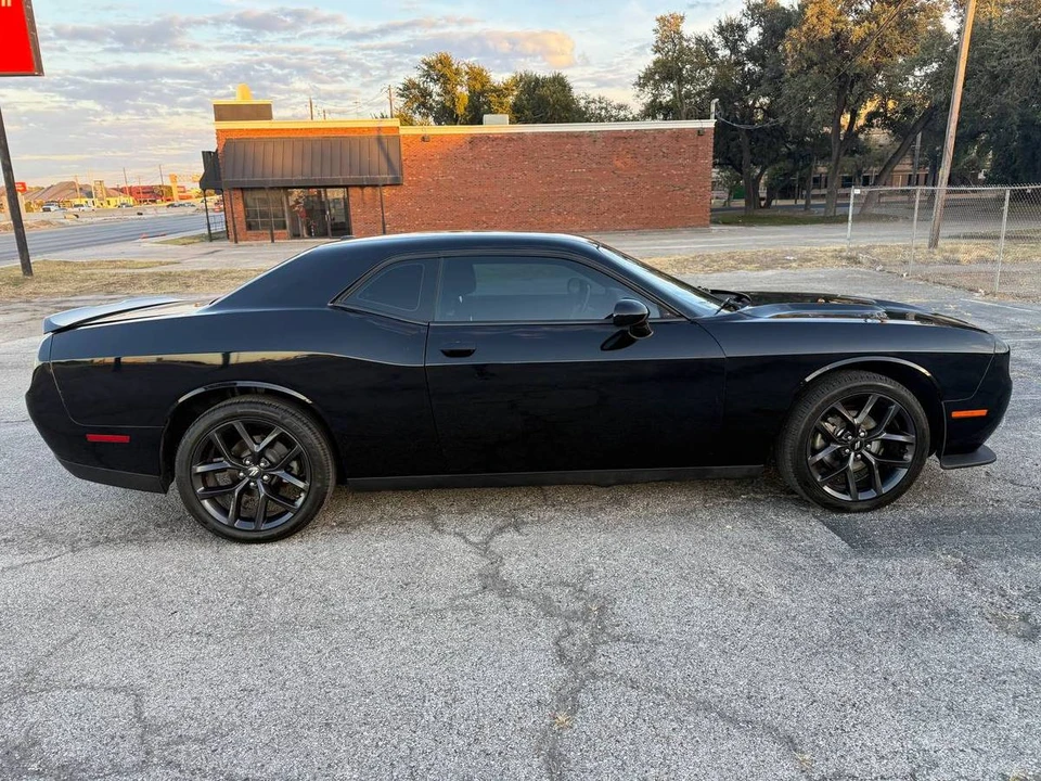 2021 Dodge Challenger 3rd Gen - Image 5 of 19