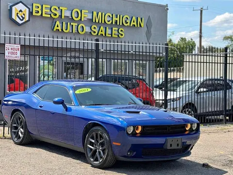 2021 Dodge Challenger SXT 2dr Coupe