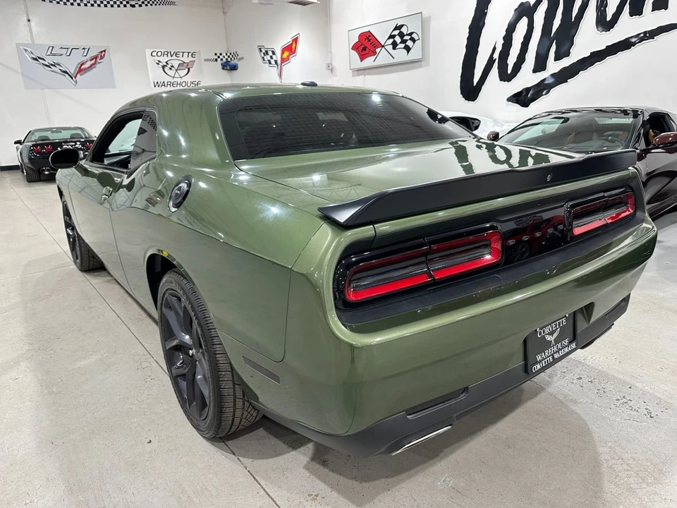 2021 Dodge Challenger 3rd Gen - Image 3 of 10