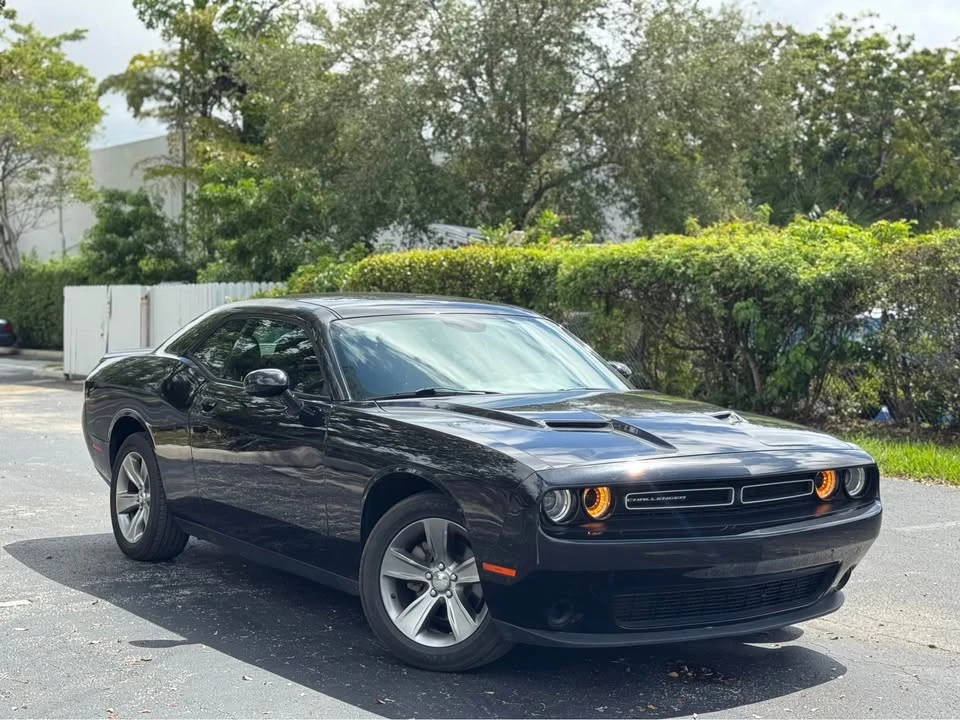 2021 Dodge Challenger 3rd Gen - Image 16 of 19