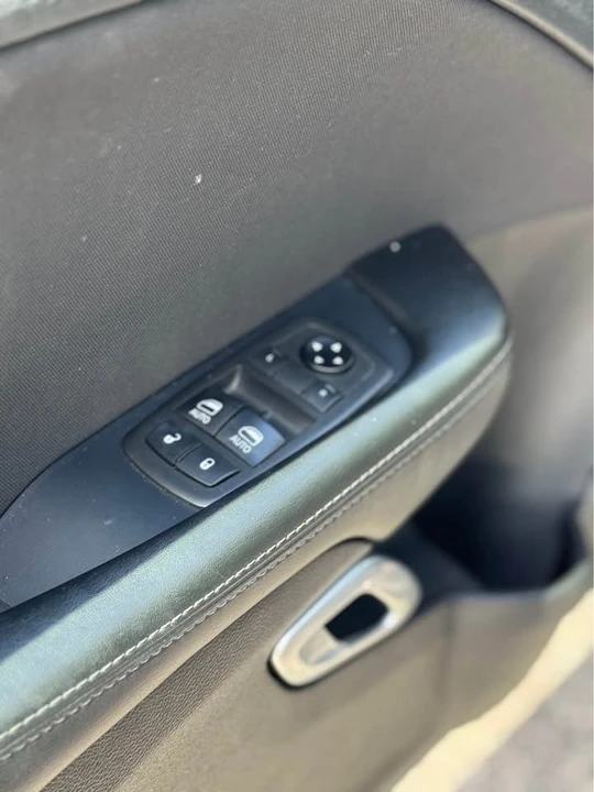 2021 Dodge Challenger 3rd Gen - Image 8 of 19
