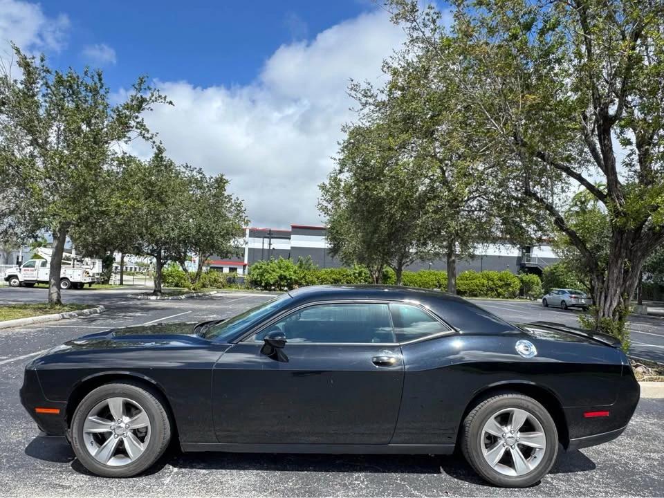 2021 Dodge Challenger 3rd Gen - Image 6 of 19