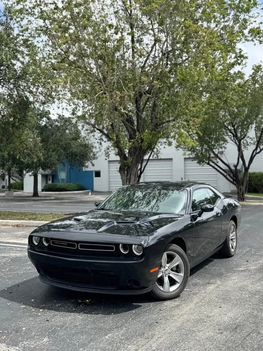 2021 Dodge Challenger 3rd Gen - Image 17 of 19