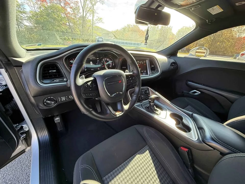 2021 Dodge Challenger 3rd Gen - Image 9 of 11
