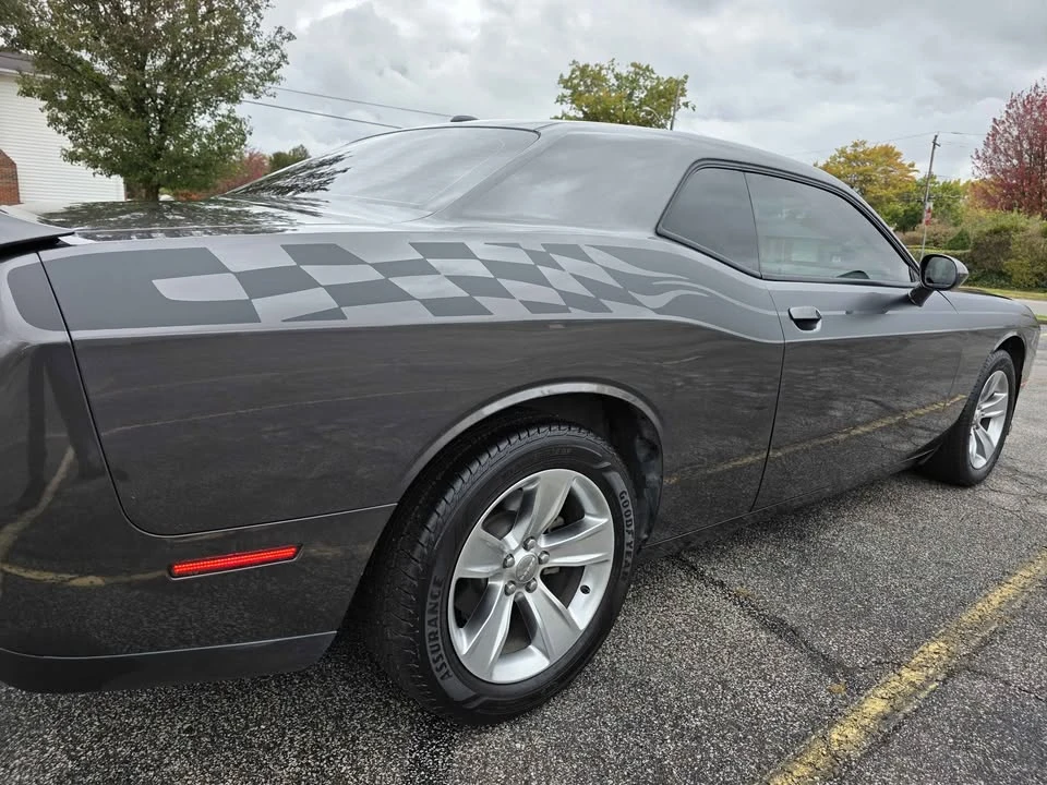2021 Dodge Challenger 3rd Gen - Image 15 of 17