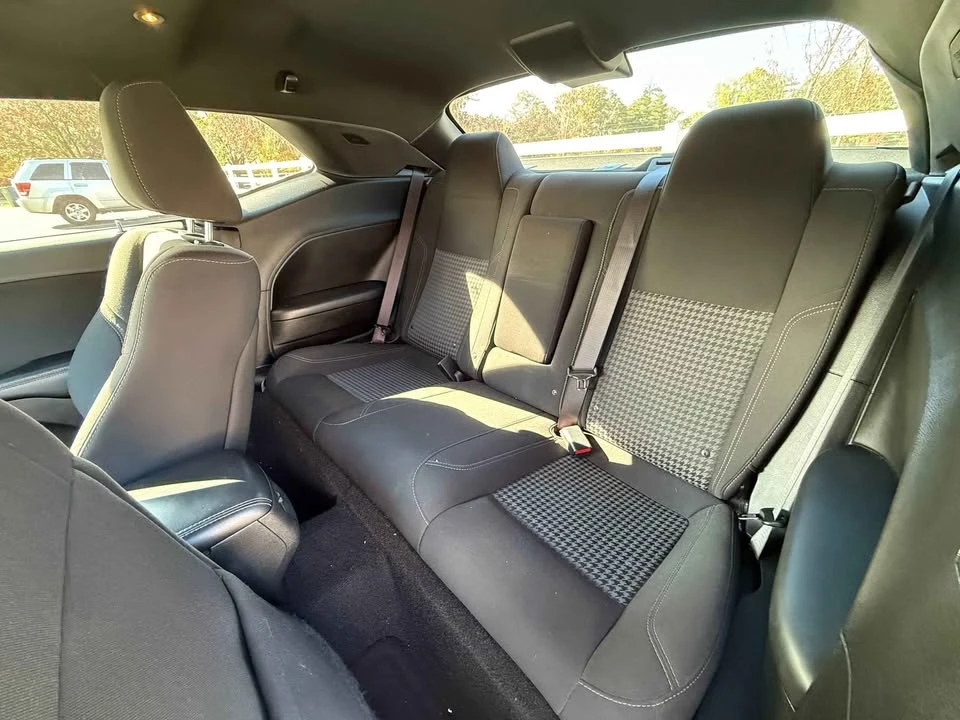2021 Dodge Challenger 3rd Gen - Image 10 of 11
