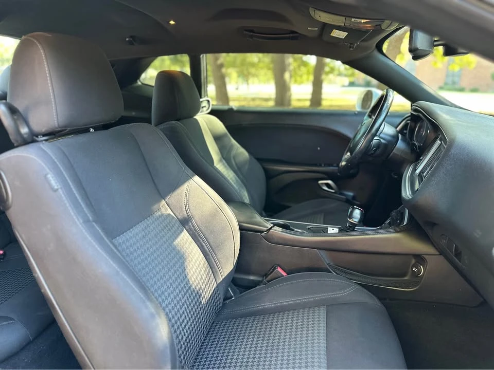 2021 Dodge Challenger 3rd Gen - Image 6 of 10