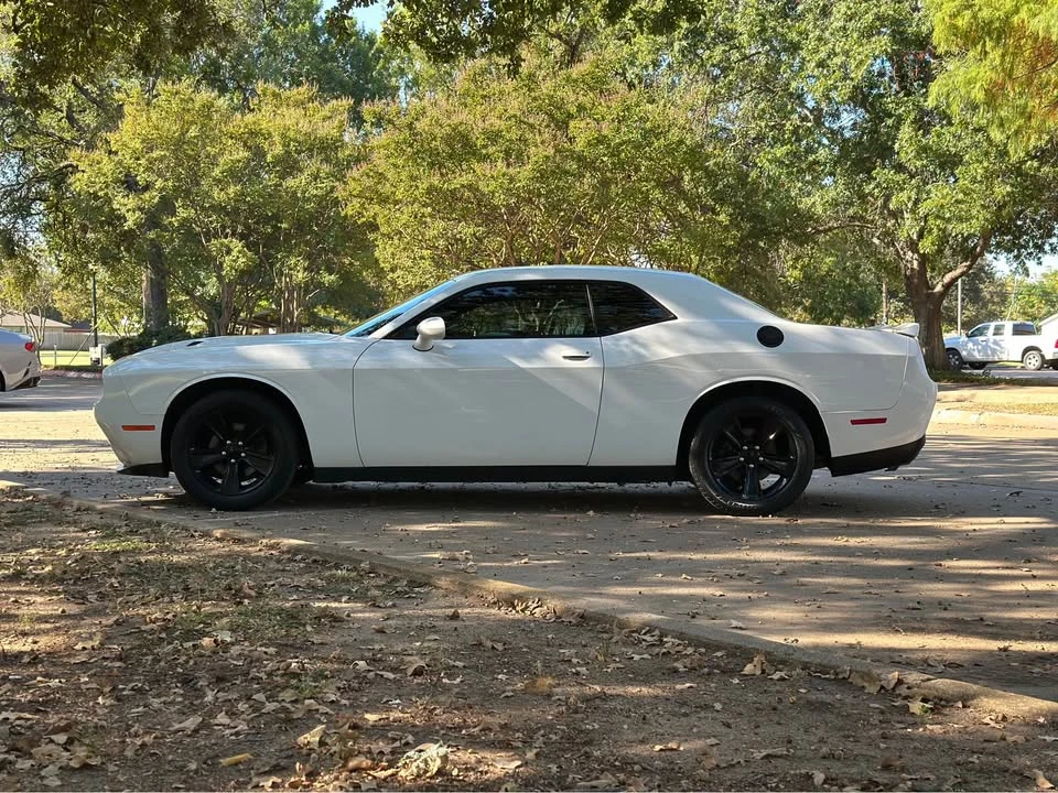 2021 Dodge Challenger 3rd Gen - Image 2 of 10