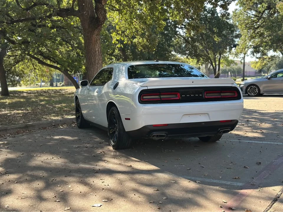 2021 Dodge Challenger 3rd Gen - Image 3 of 10