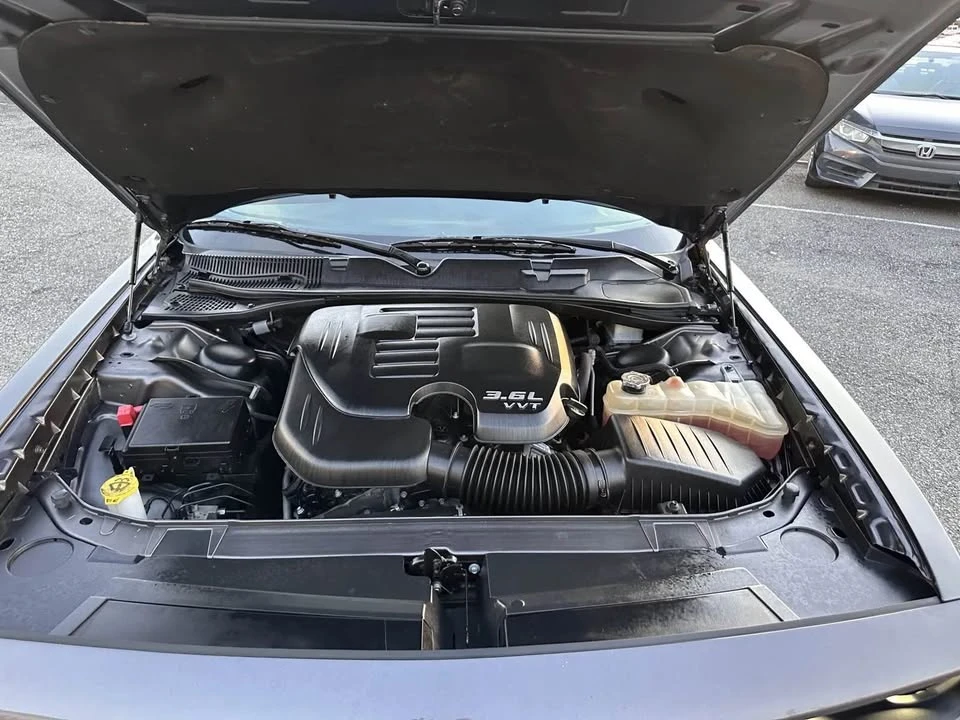 2021 Dodge Challenger 3rd Gen - Image 8 of 18
