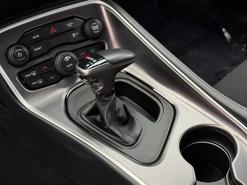 2021 Dodge Challenger 3rd Gen - Image 14 of 20